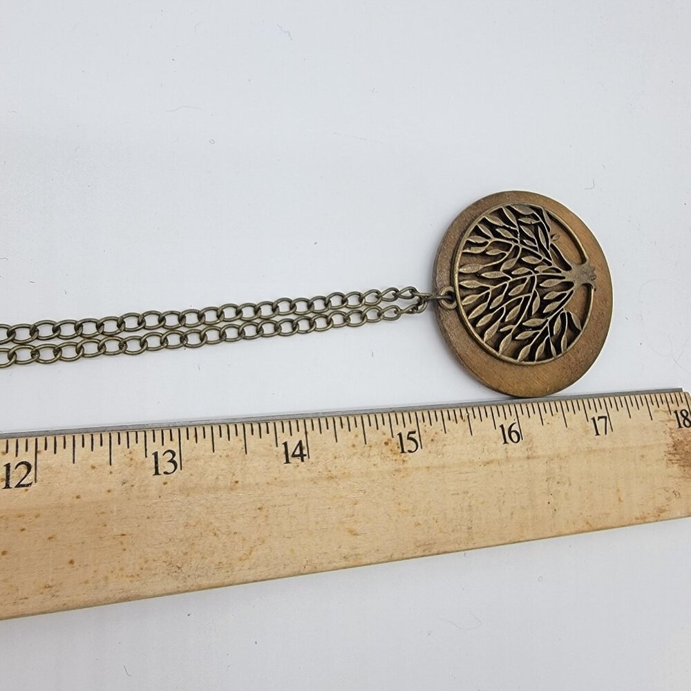 Tree Of‎ Life Necklace Metal Against Wood Pendants 16 In Long - Picture 4 of 5